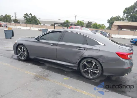 2018 Honda Accord Sport 2.0T z USA, uszkodzony, nr VIN 1HGCV2F32JA035664